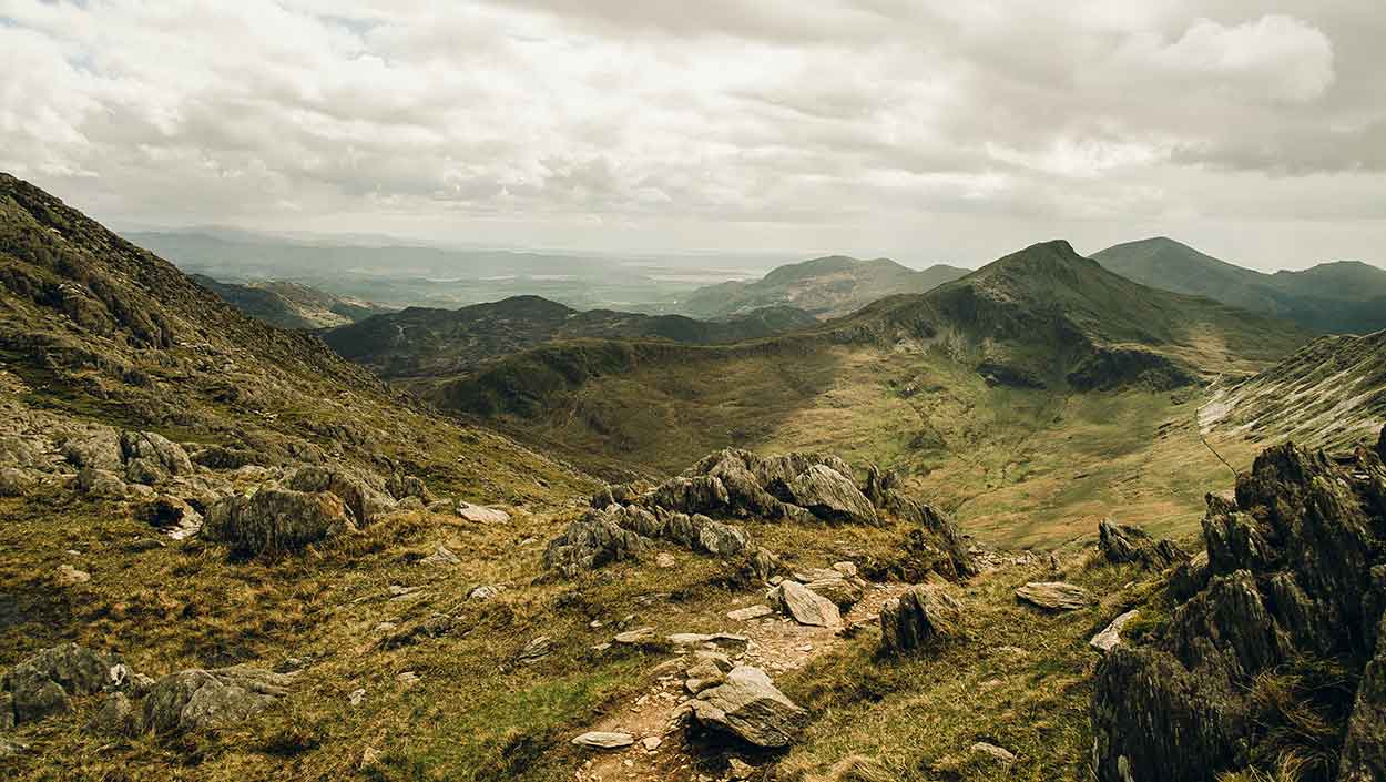 mountains in snowdonia national park uk staycation